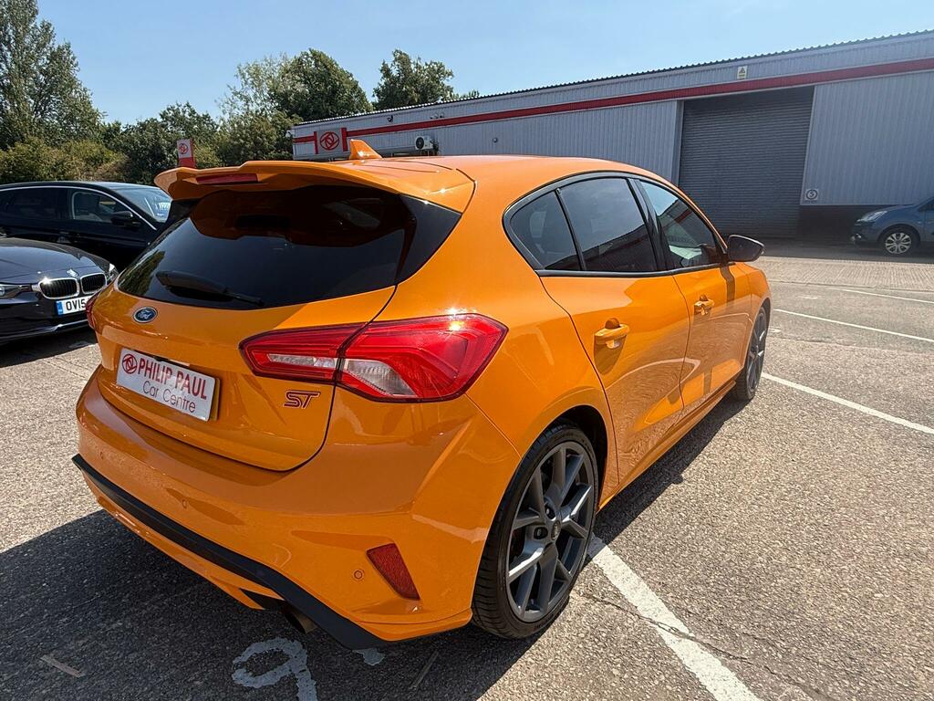 Ford Focus 2.3 Ecoboost St Orange #3