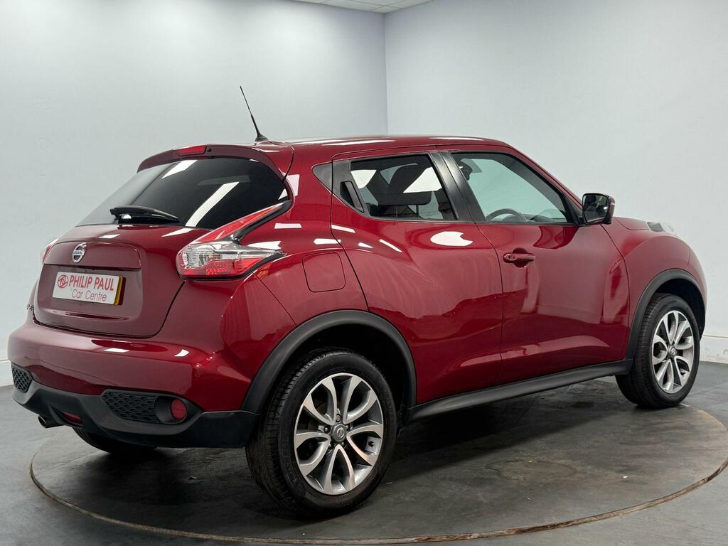 Nissan Juke 1.6 Tekna Xtronic Red #4