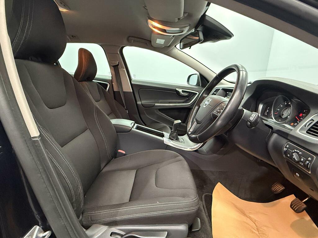 Volvo V60 D4 190 Business Edition Blue #5