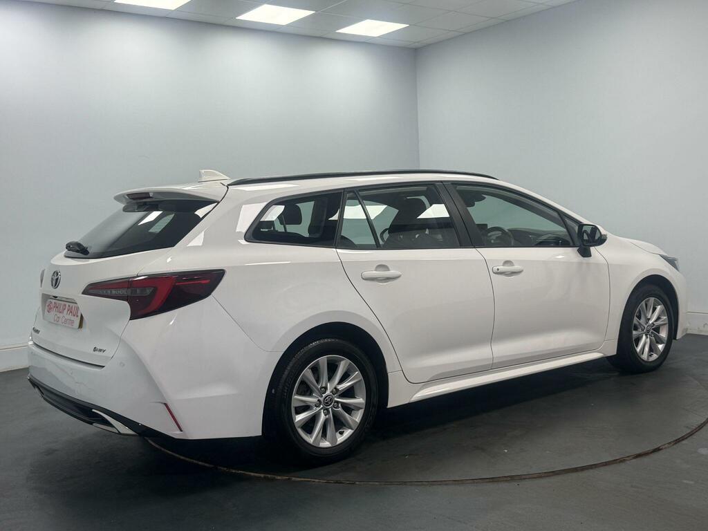 Toyota Corolla 1.8 Hybrid Icon Cvt White #4