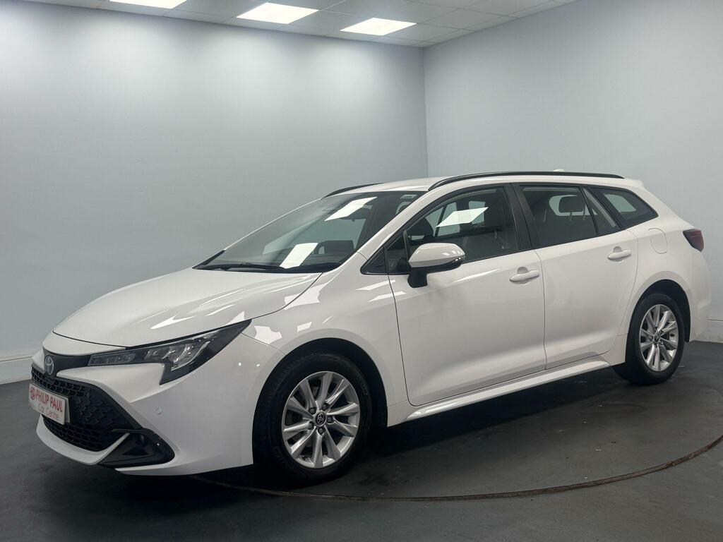 Toyota Corolla 1.8 Hybrid Icon Cvt White #2