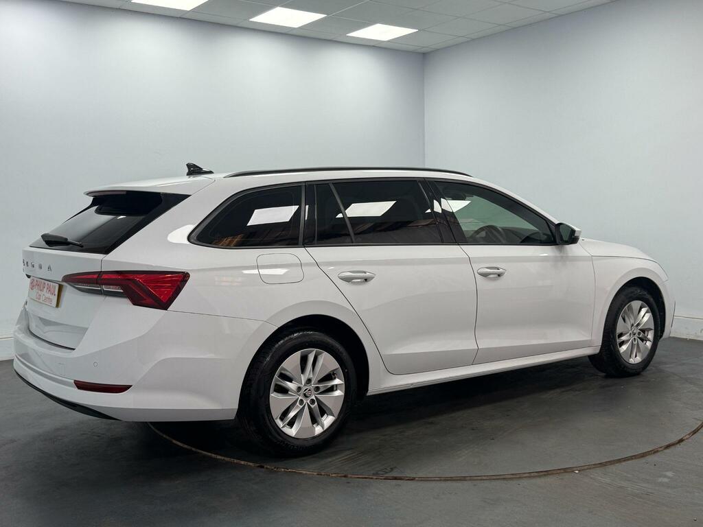 Skoda Octavia 2.0 Tdi Se Technology White #3