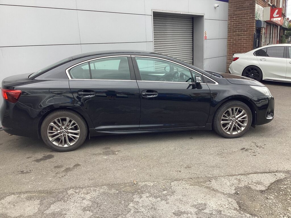 Toyota Avensis D-4d Business Edition Silver #7