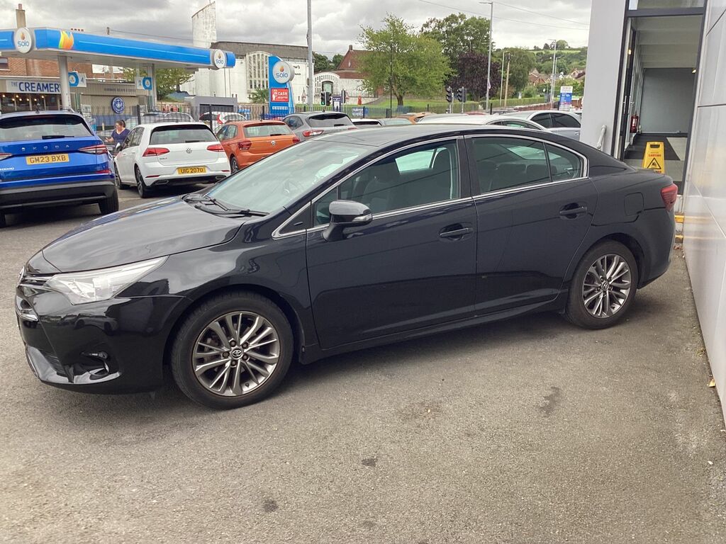 Toyota Avensis 1.6 D-4d Business Edition Saloon Black #5