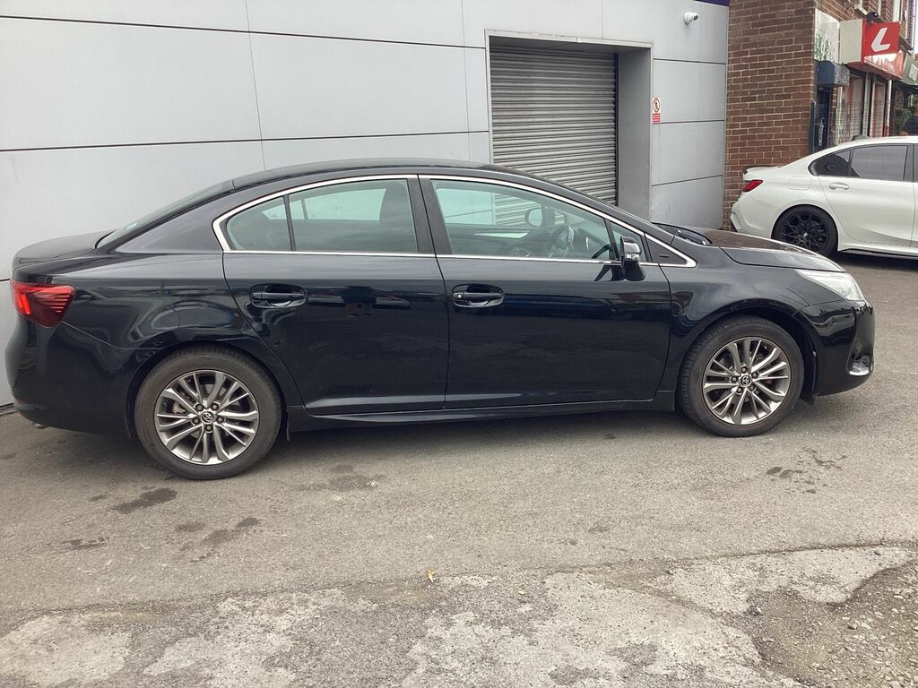 Toyota Avensis D-4d Business Edition Silver #8