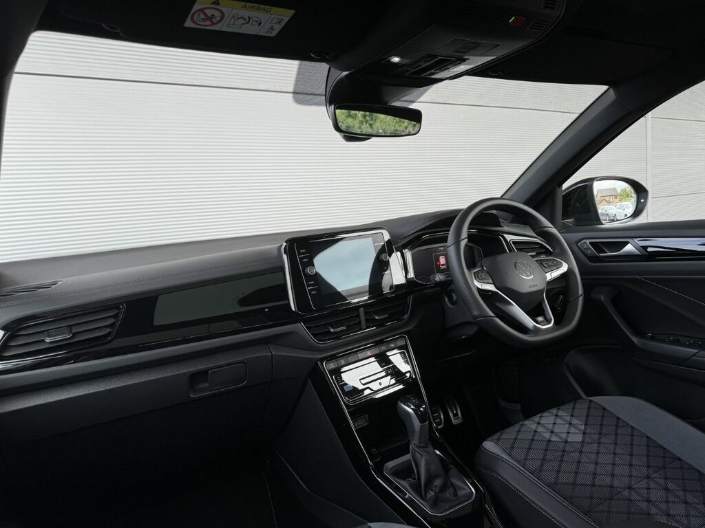 Volkswagen T-Roc 1.5 Tsi Black Edition Plus 150 Bhp Dsg Black #6