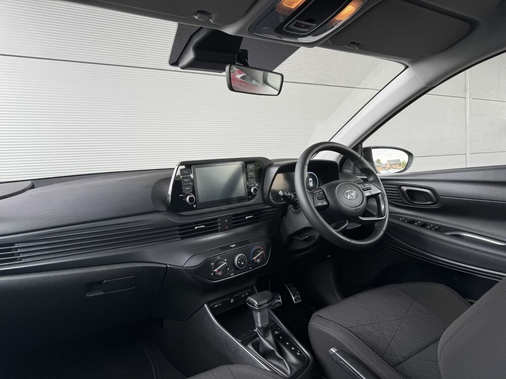 Hyundai Bayon 1.0 T-gdi Se Connect 100 Bhp Mhev Black #6