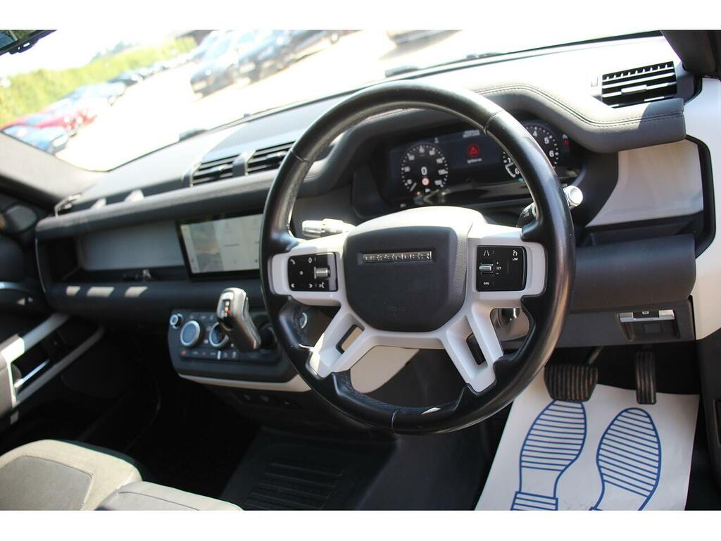 Land Rover Defender 110 2.0 P300 Se 110 Black #10