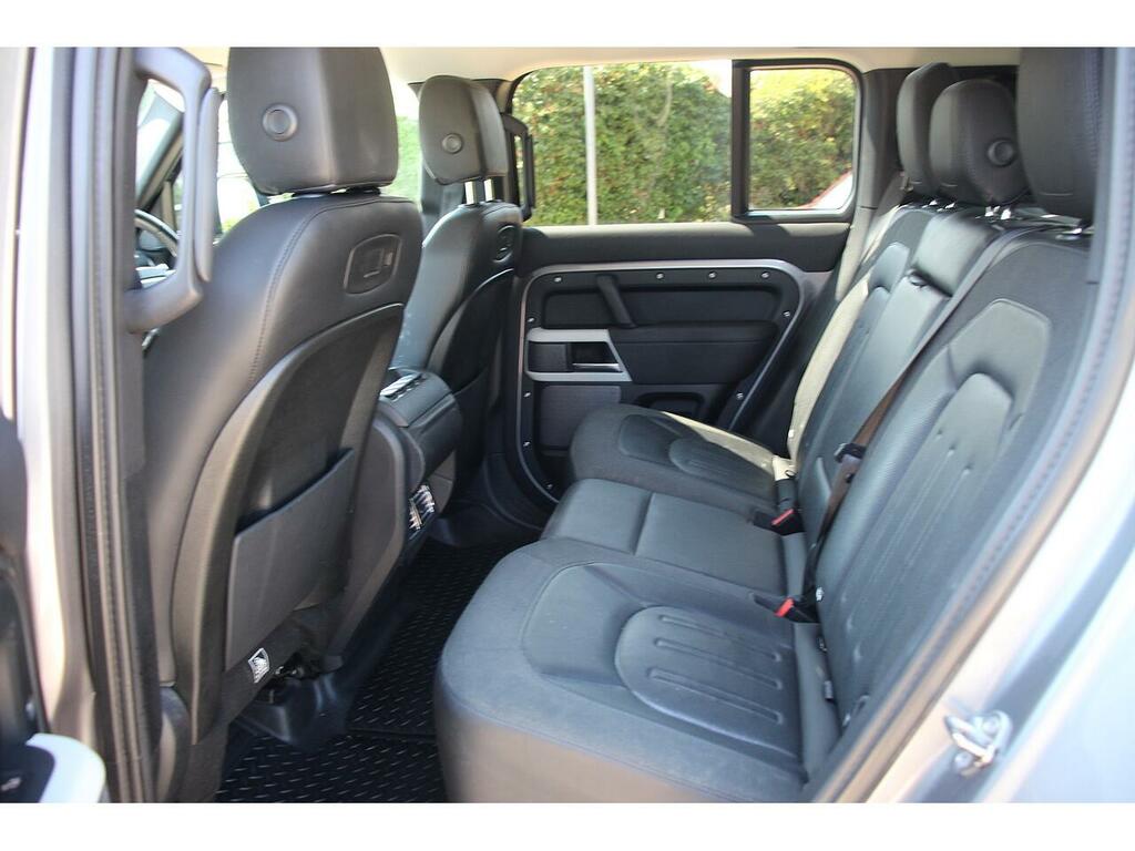 Land Rover Defender 110 2.0 P300 Se 110 Black #15
