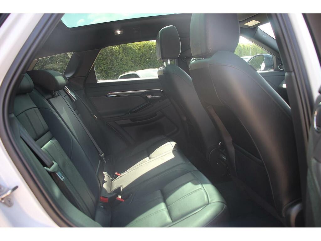 Land Rover Range Rover Evoque 1.5 P300e 12.2Kwh R-dynamic Hse Suv Plu Black #16