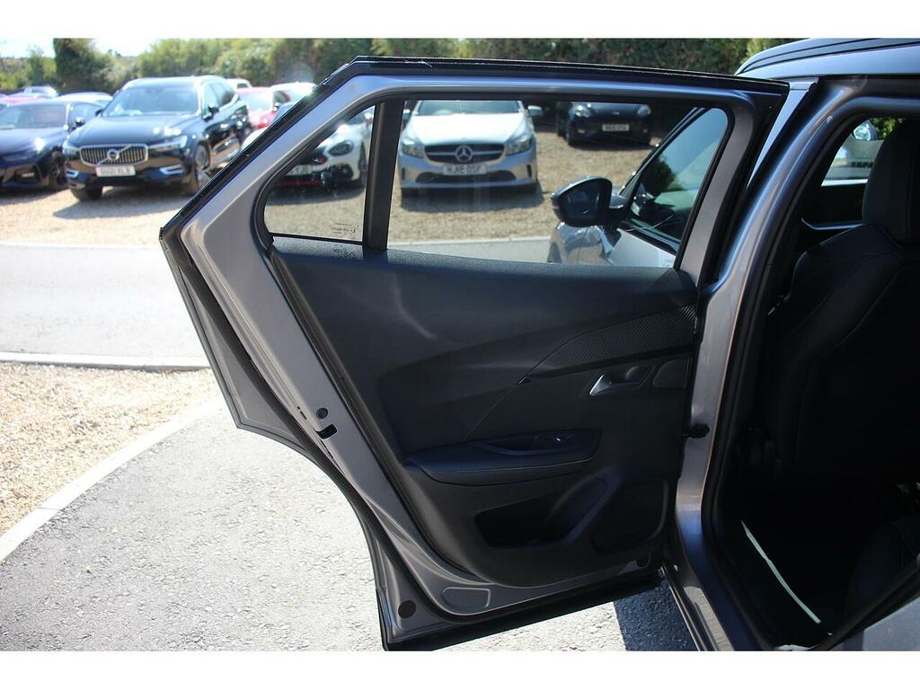Peugeot 2008 1.2 Puretech 130 Gt Line Estate Black #36