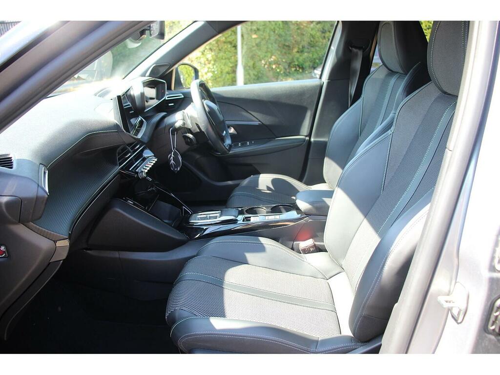 Peugeot 2008 1.2 Puretech 130 Gt Line Estate Black #13