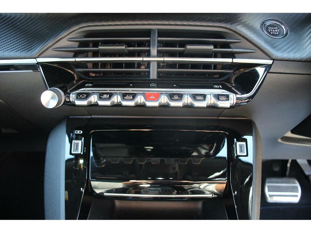 Peugeot 2008 1.2 Puretech 130 Gt Line Estate Black #21