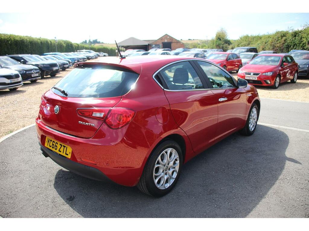 Alfa Romeo Giulietta Giulietta 2.0 Jtdm-2 Qv Line Tct Euro 6 Ss Red #8