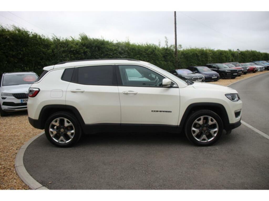 Jeep Compass Suv White #4