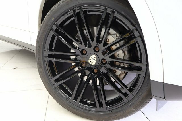 Porsche Cayenne 4.2 Td V8 S Platinum Edition Suv Tiptro B2GUA White #6