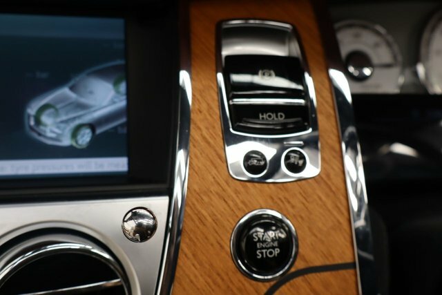 Rolls-Royce Dawn V12 Black #28