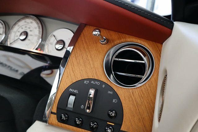 Rolls-Royce Dawn 6.6 V12 Convertible Euro 6 563 Bh Red #3