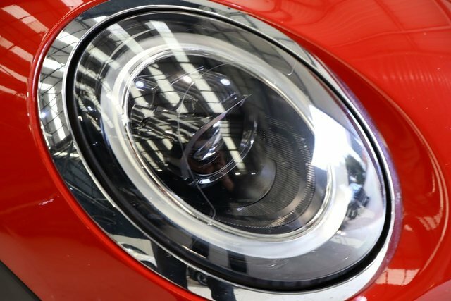 Mini Convertible 2.0 Cooper S Exclusive Convertible Step YH72BZK Red #6