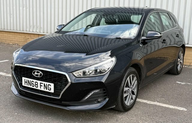Hyundai I30 T-gdi Blue Drive Se Black #3