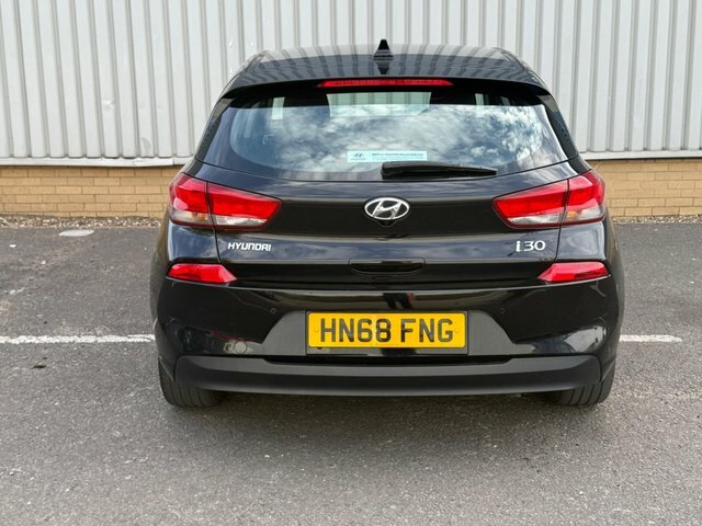 Hyundai I30 T-gdi Blue Drive Se Black #5