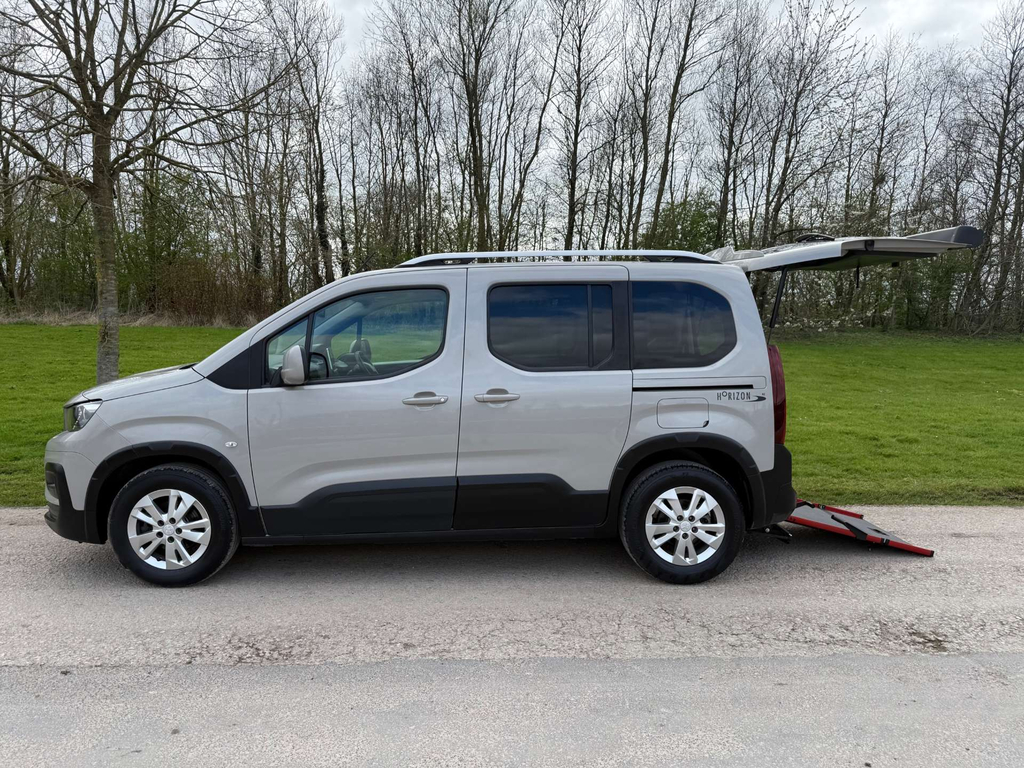 Peugeot Rifter Hdi Wheelchair Accessible Vehicle Wav Disabled Mob SA71PVL