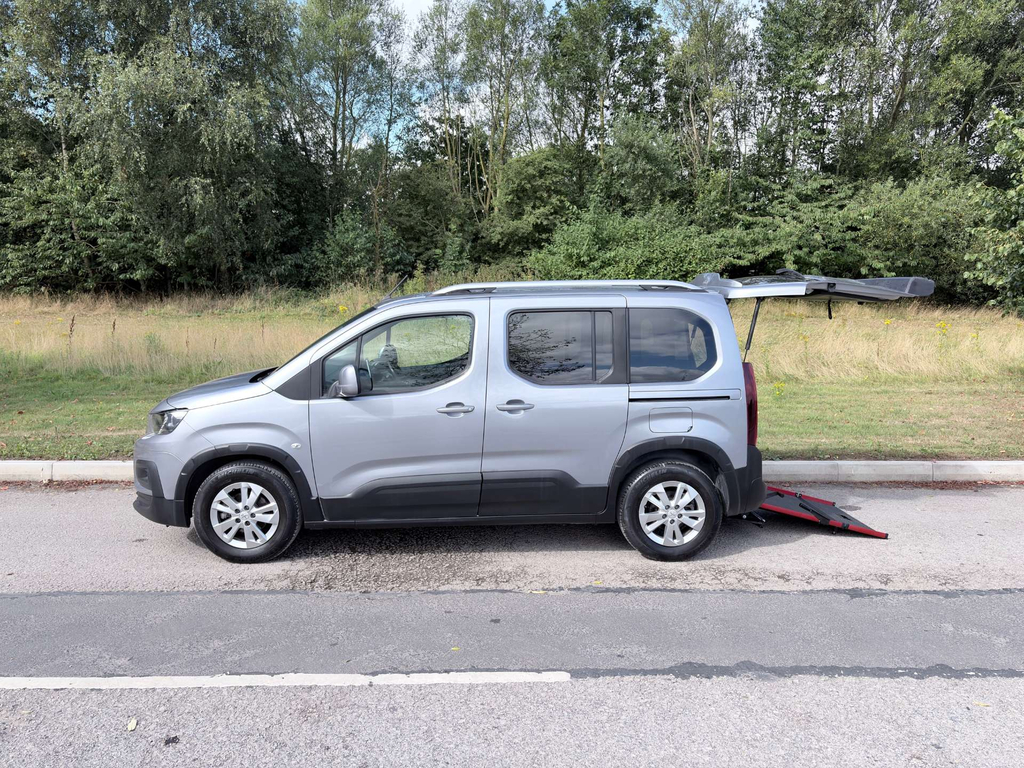 Peugeot Rifter Hdi, 5 Seats, 5,000 Miles, Allied, Wheelchair Acce