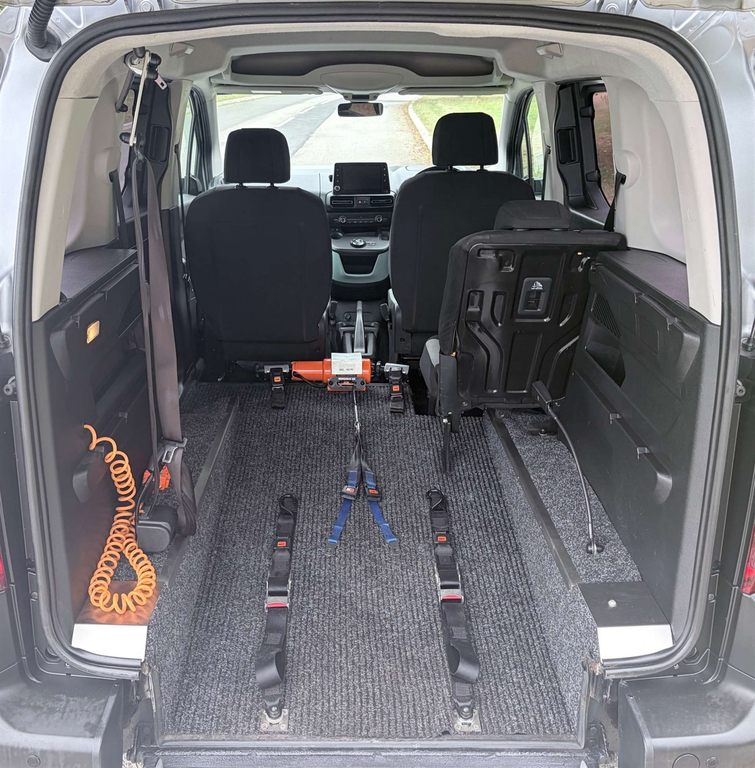 Citroen Berlingo Hdi Eat8 Wheelchair Accessible Vehicle NK70AOJ  #6