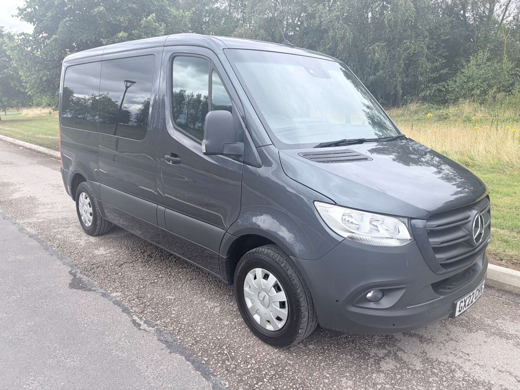 Mercedes-Benz Sprinter Driver From Wheelchair Upront Wheelchair Accessi #2