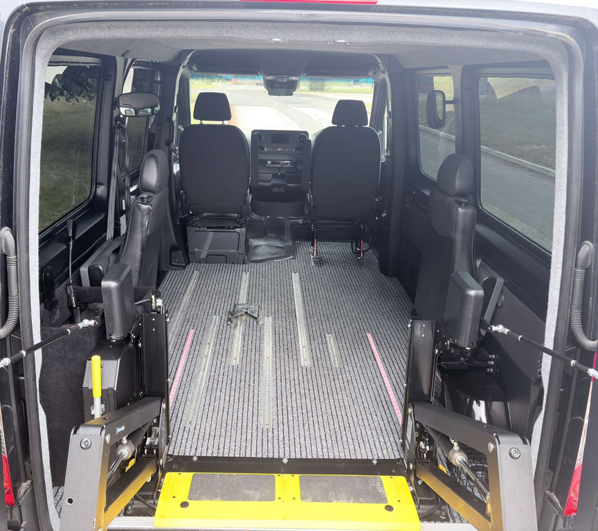 Mercedes-Benz Sprinter Driver From Wheelchair Upront Wheelchair Accessi #6
