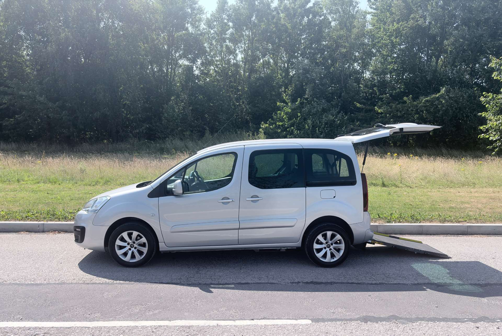 Citroen Berlingo Hdi Wheelchair Accessible Vehicle Wav Disabled Mob