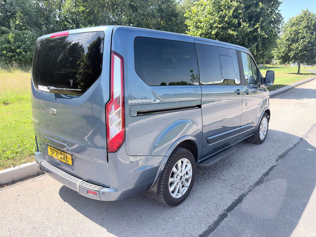 Ford Tourneo Custom Titanium Wheelchair Accessible Vehicle Wav Mobilit #4