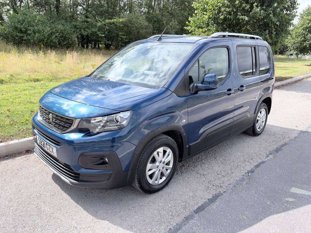 Peugeot Rifter Eat8 Puretech Wheelchair Accessible Vehi SB21GZX #3