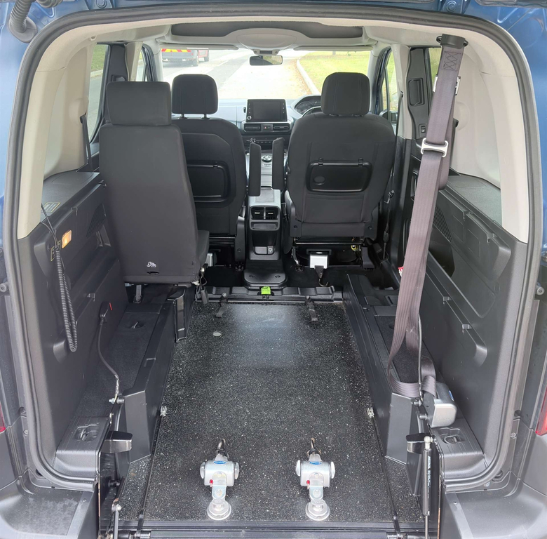 Peugeot Rifter Eat8 Puretech Wheelchair Accessible Vehi SB21GZX #6