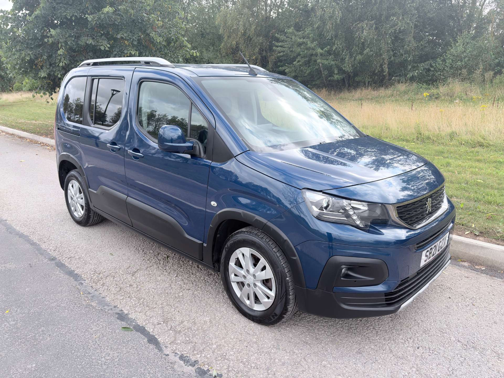 Peugeot Rifter Eat8 Puretech Wheelchair Accessible Vehi SB21GZX #2