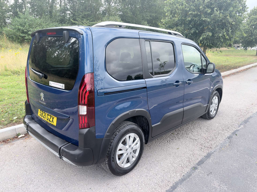 Peugeot Rifter Eat8 Puretech Wheelchair Accessible Vehi SB21GZX #4