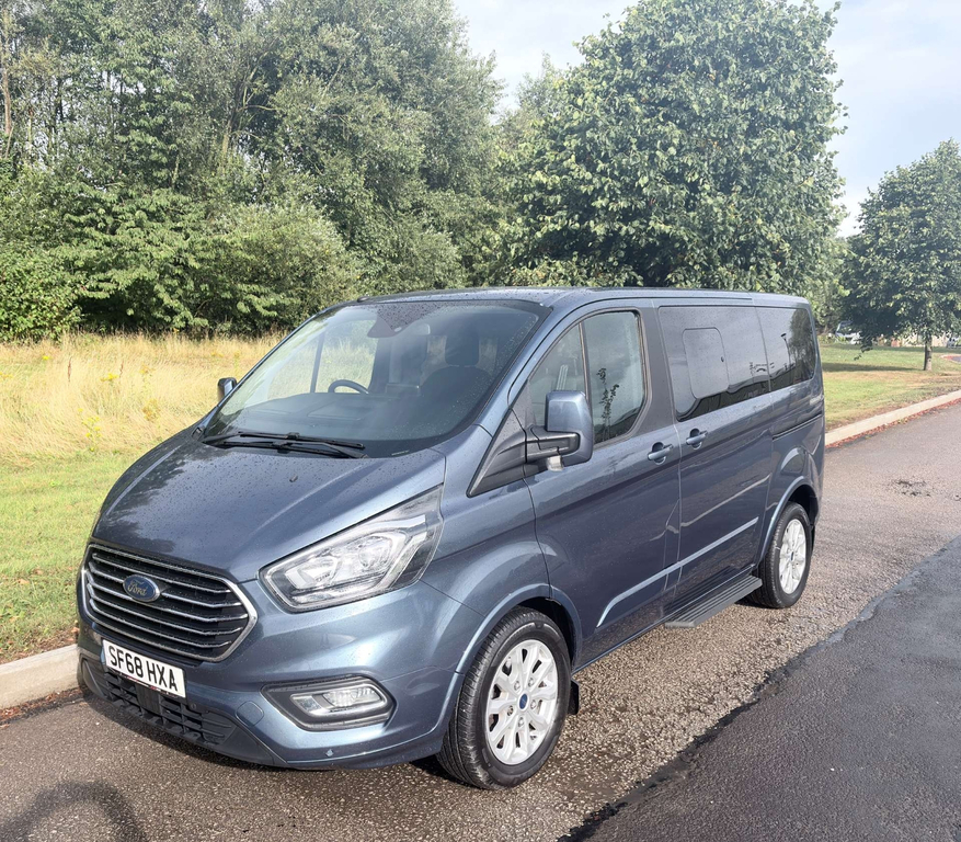 Ford Tourneo Custom Allied Titanium Tdci Wheelchair Accessible Vehic #3