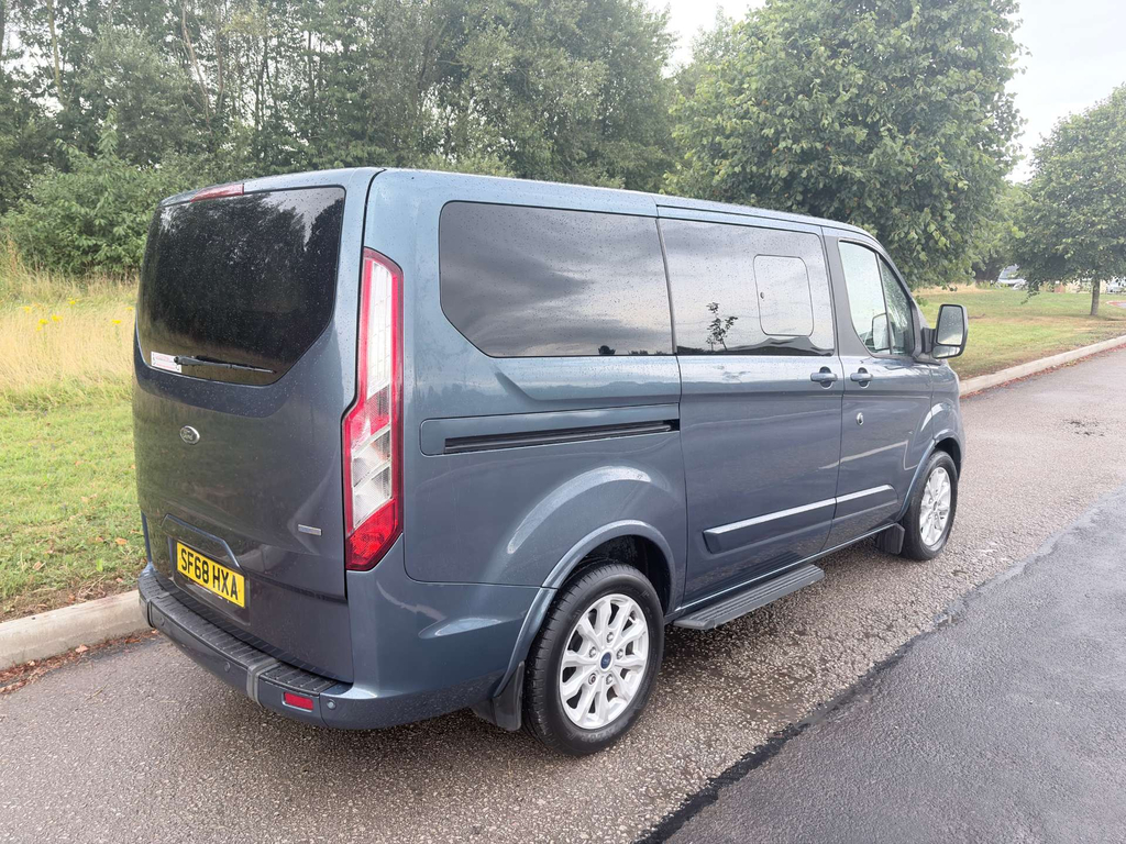 Ford Tourneo Custom Allied Titanium Tdci Wheelchair Accessible Vehic #4