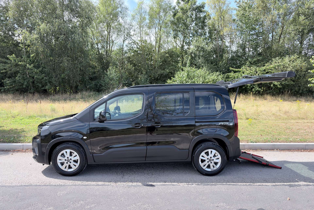 Peugeot Rifter Horizon Hdi Low Miles Wheelchair Accessible Vehi 