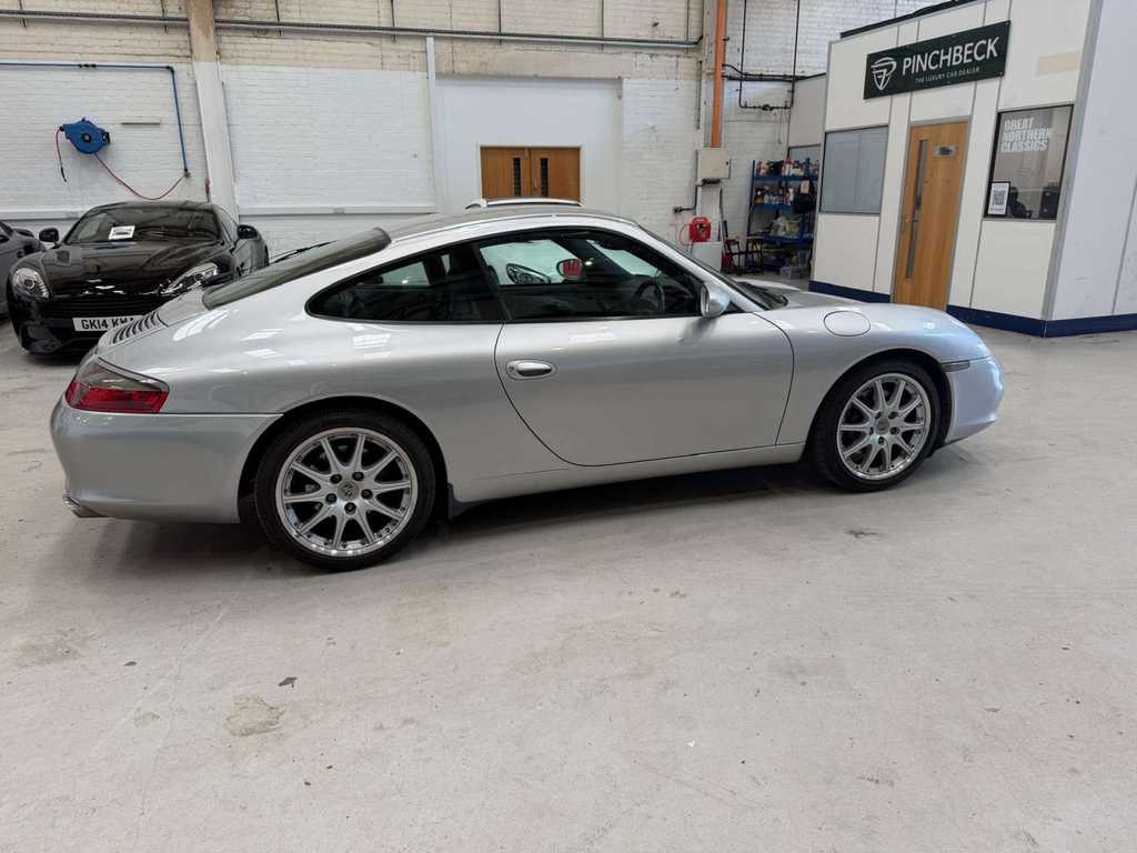 Porsche 911 996 Carrera 2 Tiptronic S #2