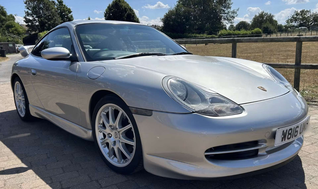 Porsche 911 996 Carrera