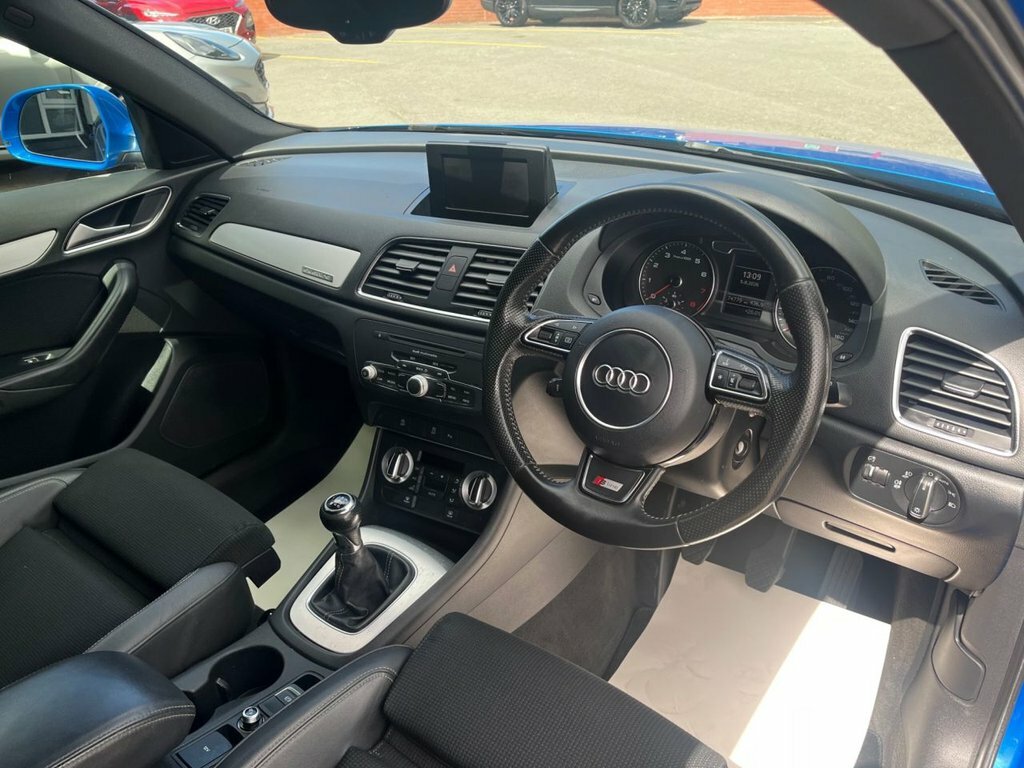 Audi Q3 2L S Line Blue #2