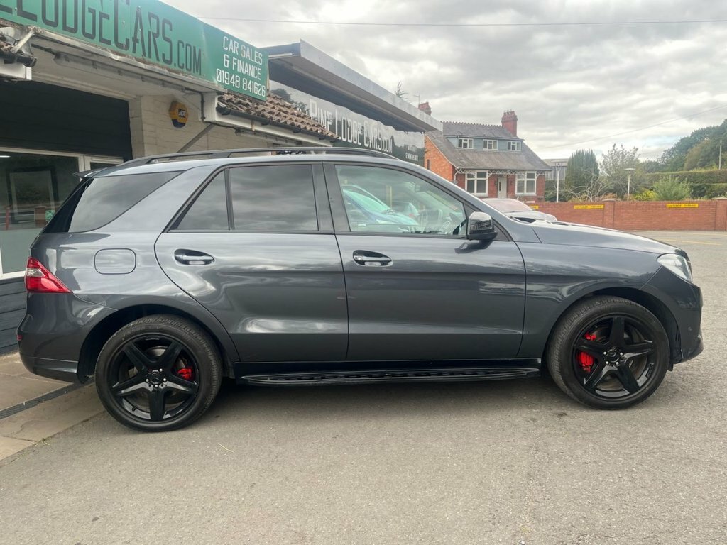 Mercedes-Benz M Class 2.1L Amg Sport Silver #20