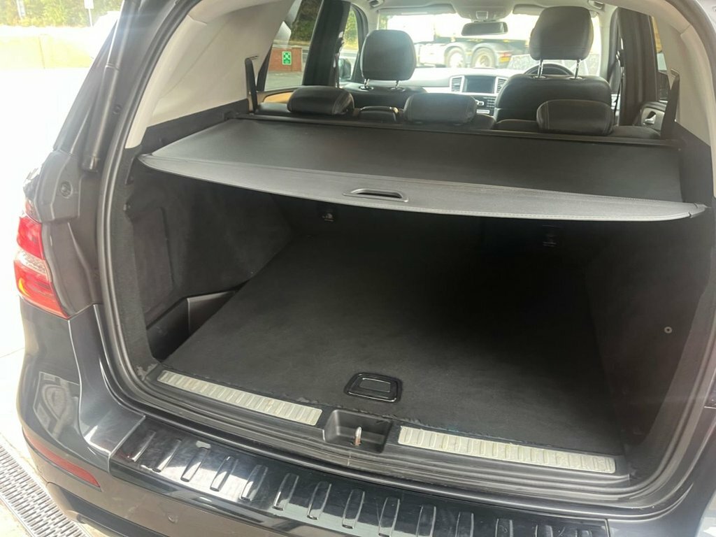 Mercedes-Benz M Class 2.1L Amg Sport Silver #49