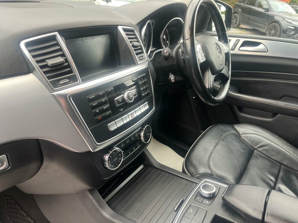 Mercedes-Benz M Class 2.1L Amg Sport Silver #51