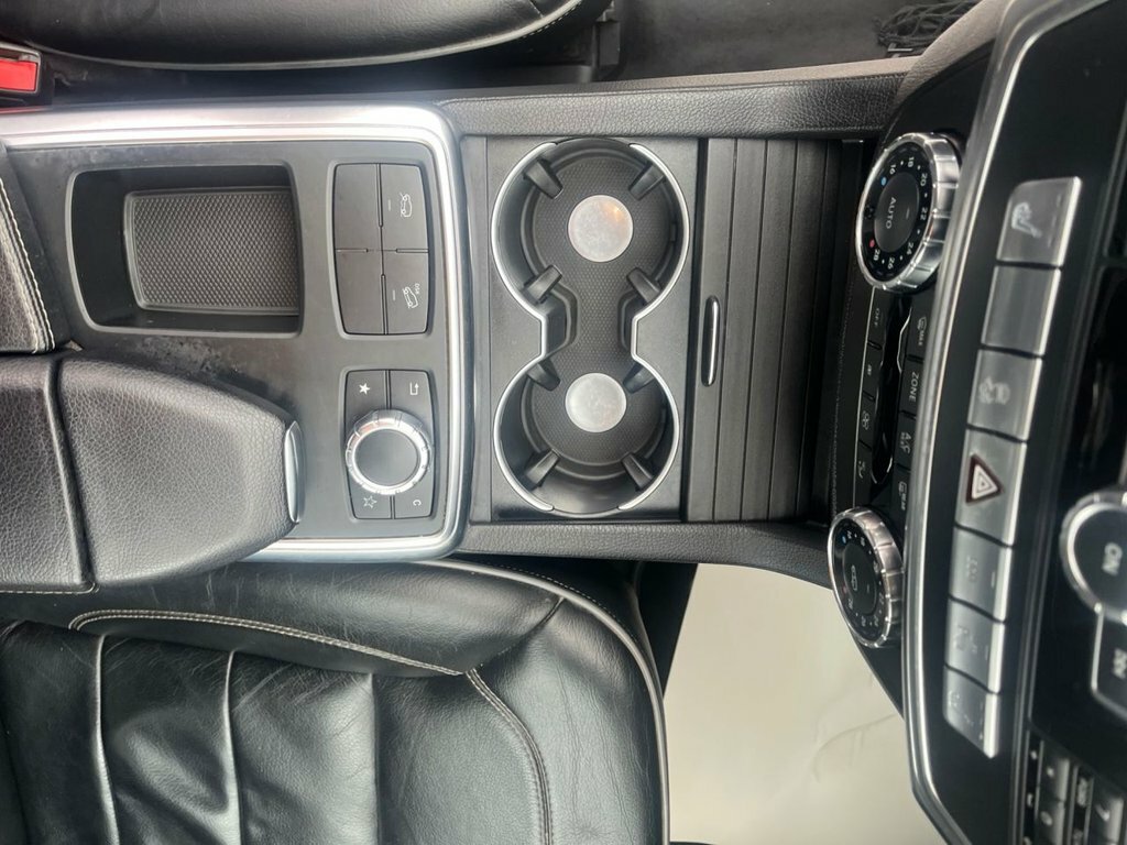 Mercedes-Benz M Class 2.1L Amg Sport Silver #58