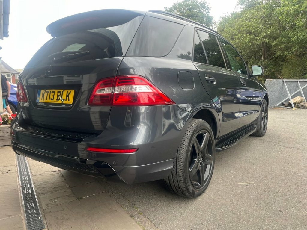 Mercedes-Benz M Class 2.1L Amg Sport Silver #15