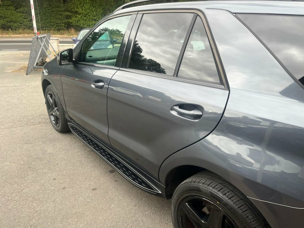 Mercedes-Benz M Class 2.1L Amg Sport Silver #21