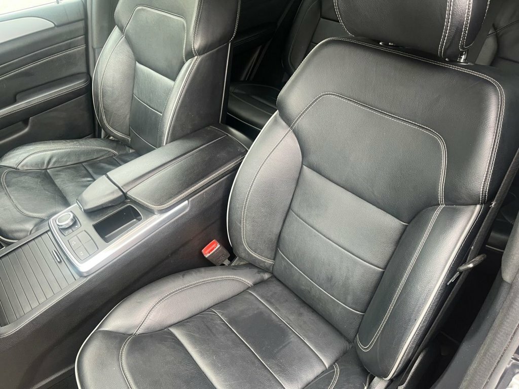 Mercedes-Benz M Class 2.1L Amg Sport Silver #59
