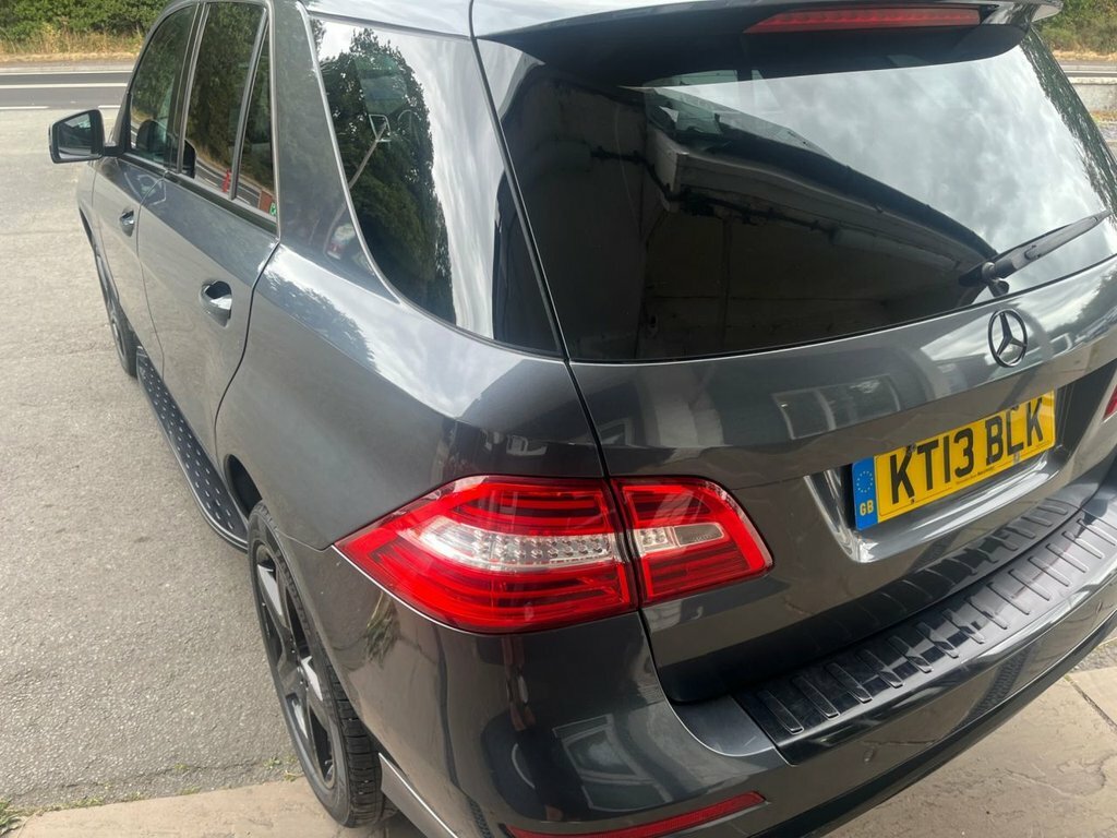 Mercedes-Benz M Class 2.1L Amg Sport Silver #18